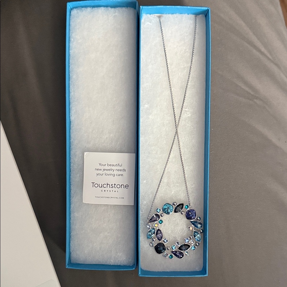 Touchstone Crystal Well Rounded Pendant